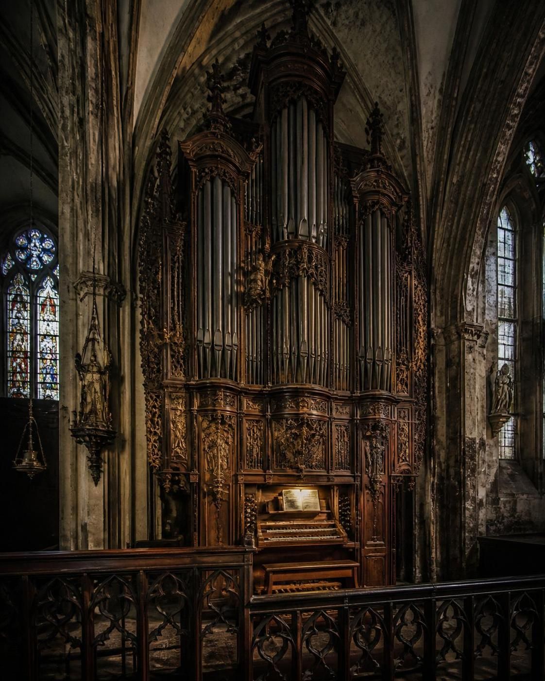 découvrez la musique la plus longue du monde : un morceau exceptionnel conçu pour durer 639 ans, une expérience sonore unique et fascinante.
