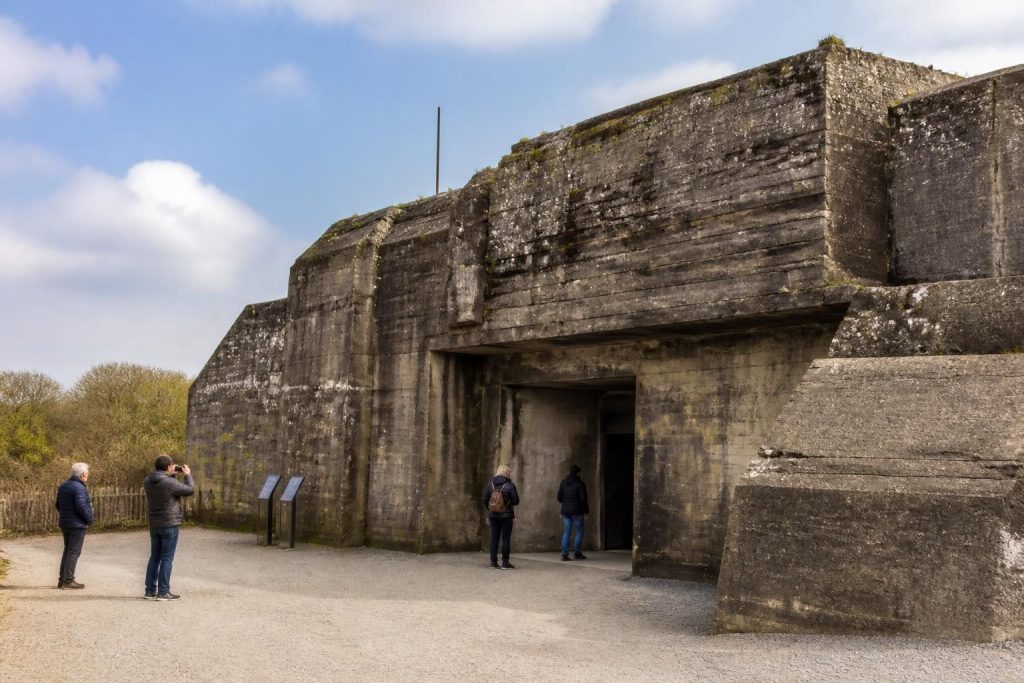 découvrez le bunker de la rochelle, un musée fascinant avec photos, avis de visiteurs et toutes les informations pratiques pour préparer votre visite.